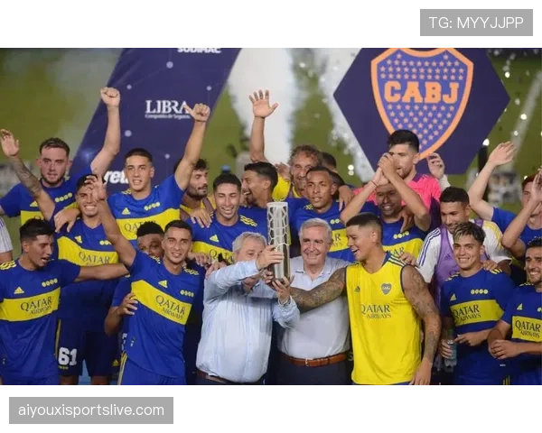 尤文1-0罗马,全场唯一进球来自库卢塞夫斯基右路低平传中 尤文1-0罗马,全场唯一进球来自库卢塞夫斯基右路低平传中