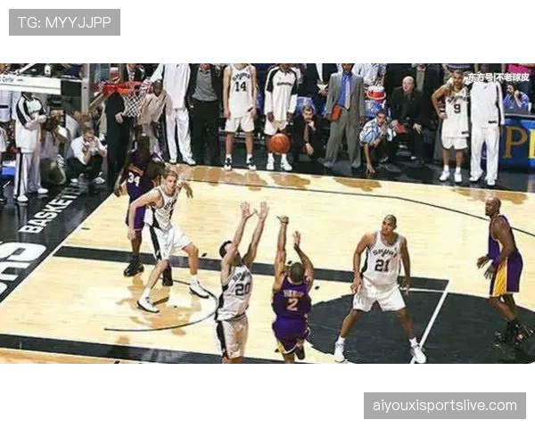 WNBA与球员工会共同发起“Her Time to Play”青少年篮球倡议 WNBA与球员工会共同发起“Her Time to Play”青少年篮球倡议