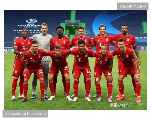 居莱尔远程吊射破门，拜仁门将失误送大礼开场即丢球